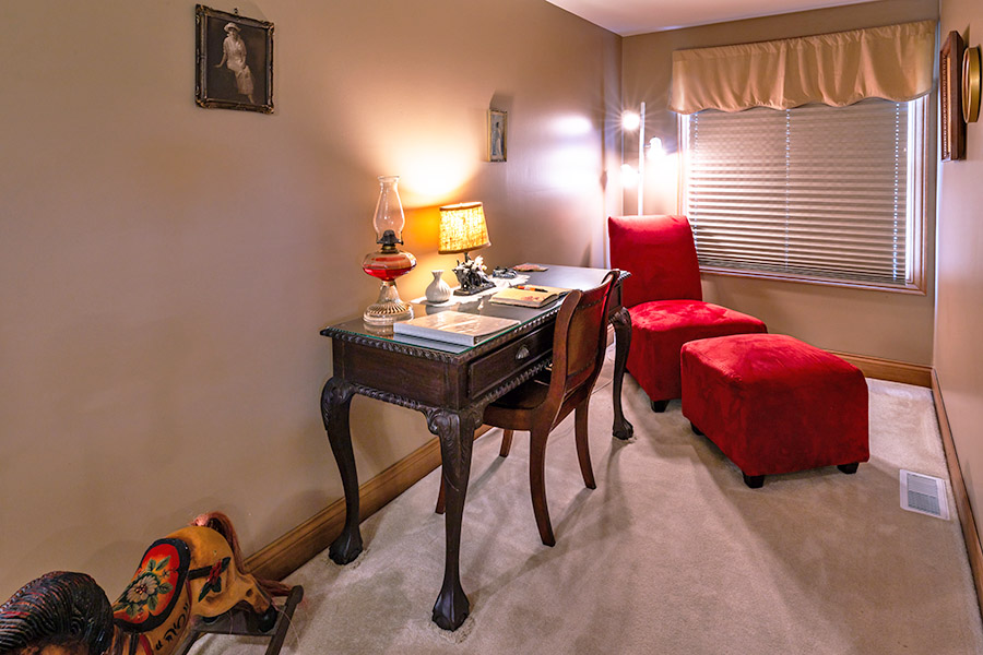 Antique Room sitting nook